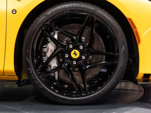 Certified 2023 Ferrari F8 Tributo RWD image 35