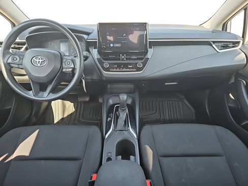 Used 2023 Toyota Corolla LE FWD image 9