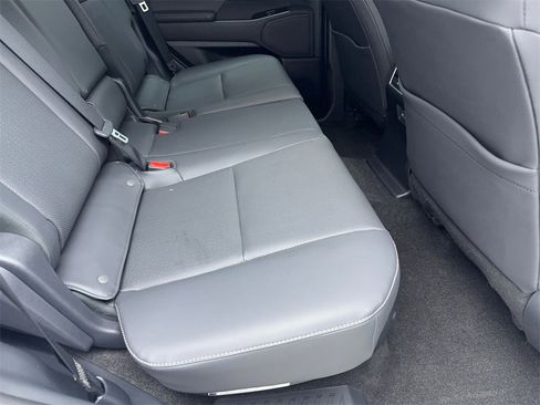 Used 2024 Lexus GX 550 image 44