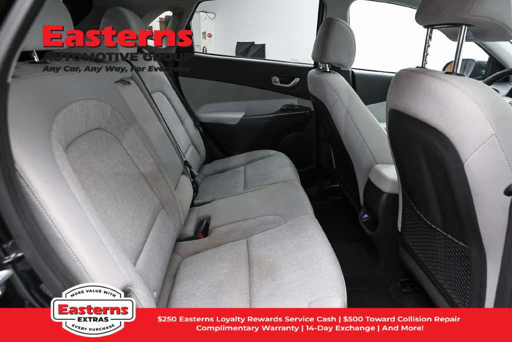 Used 2023 Hyundai Kona SEL FWD image 23