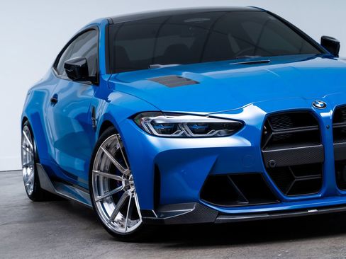 Used 2022 BMW M4 xDrive Competition w/ Executive Package AWD/4WD image 2