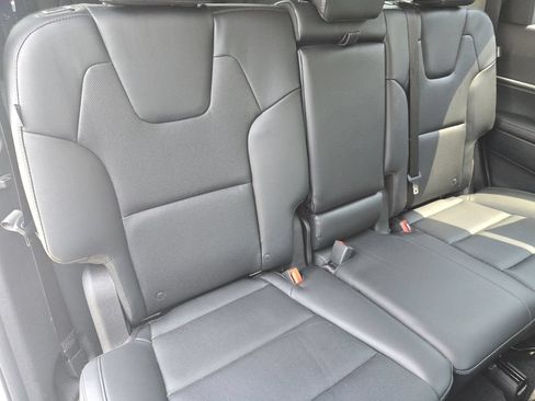 Used 2024 Kia Telluride LX FWD image 20