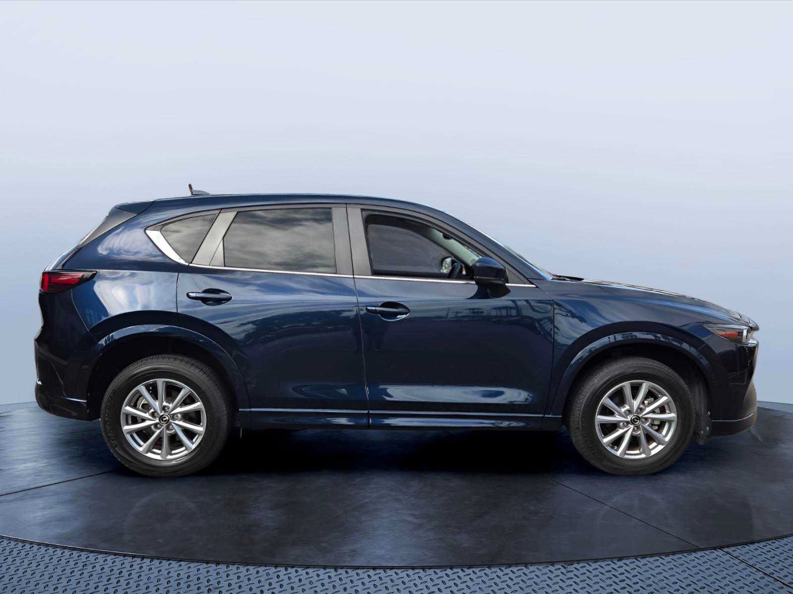 Certified 2024 MAZDA CX-5 AWD 2.5 S w/ Preferred Package image 2