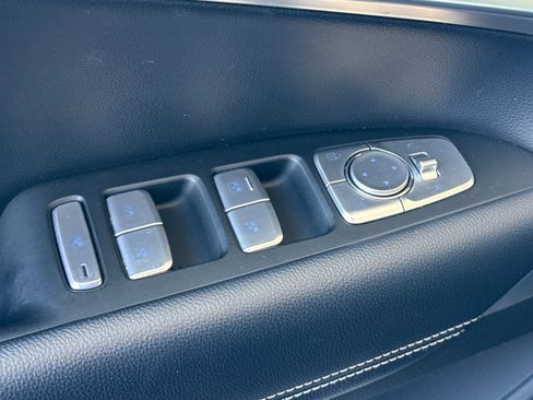 Used 2026 Genesis G70 2.5T RWD image 14