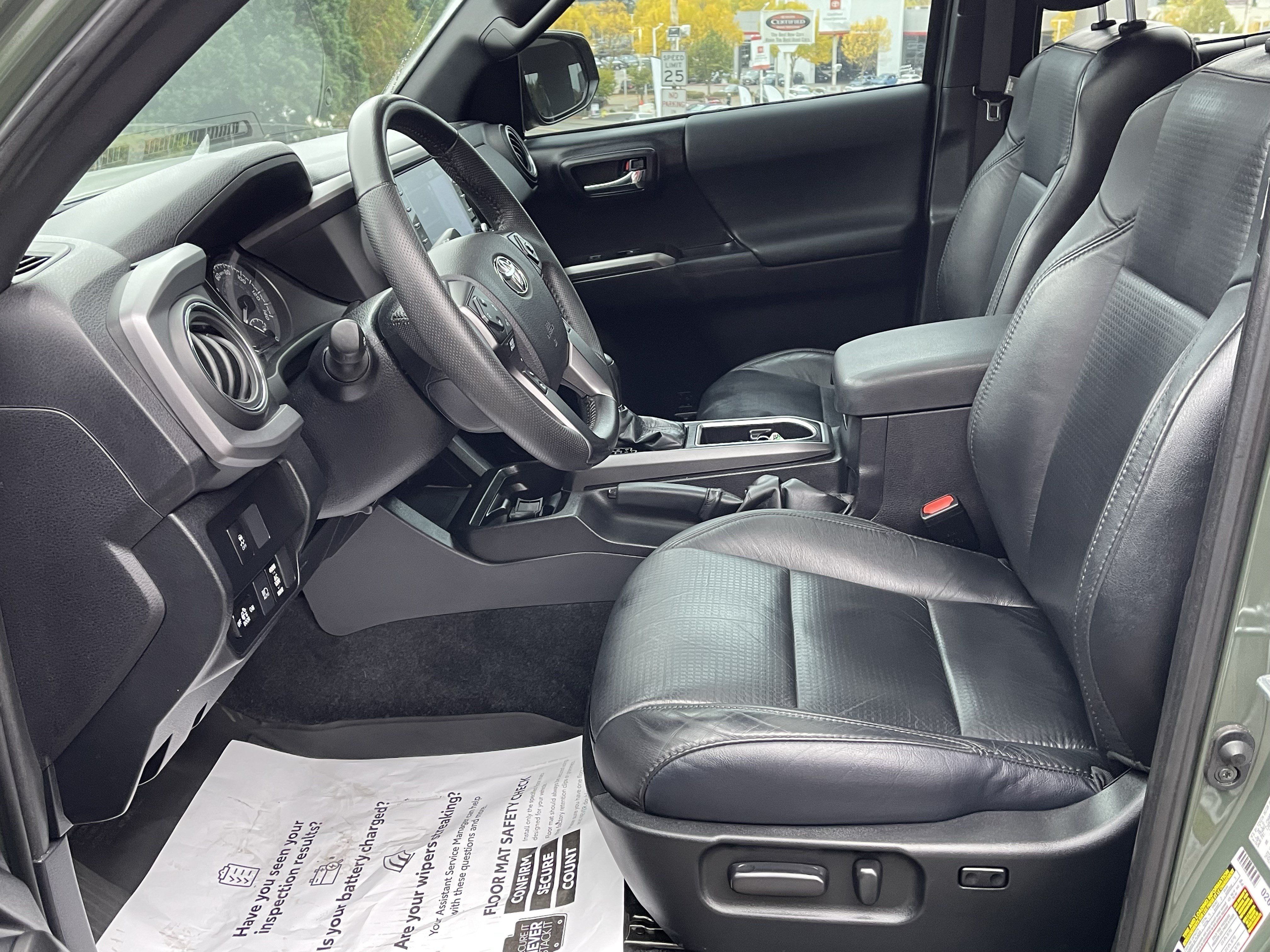 Certified 2021 Toyota Tacoma TRD Off-Road w/ TRD Premium Off Road Package AWD/4WD image 12