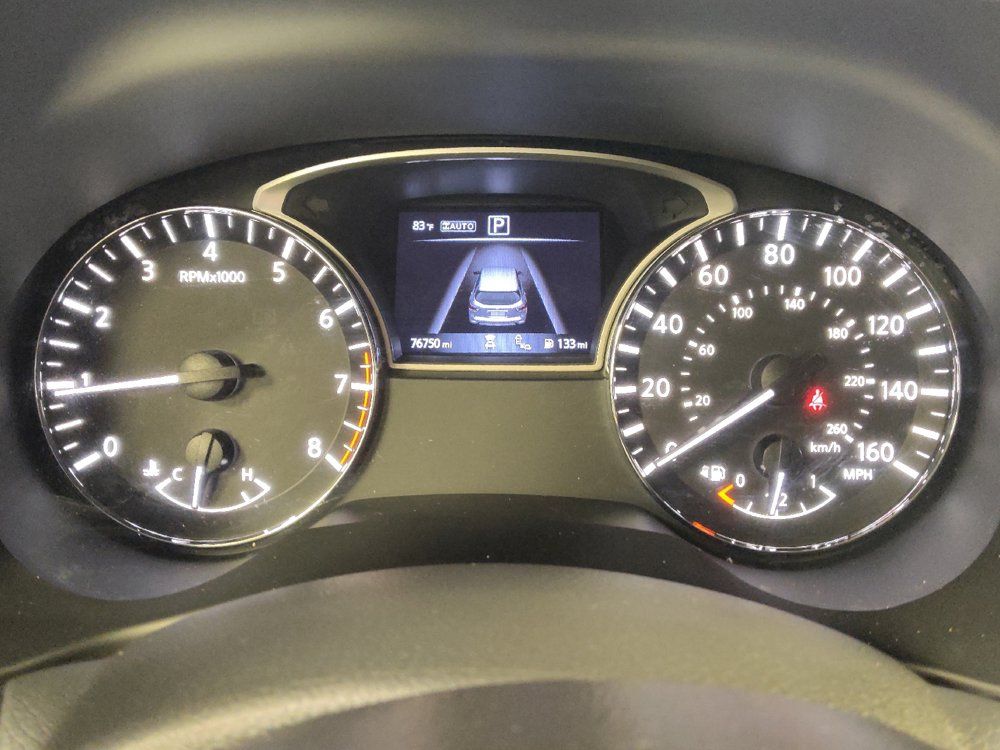 Used 2019 Nissan Pathfinder SL AWD/4WD image 23