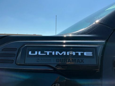 Used 2024 GMC Sierra 2500 Denali Ultimate AWD/4WD image 36