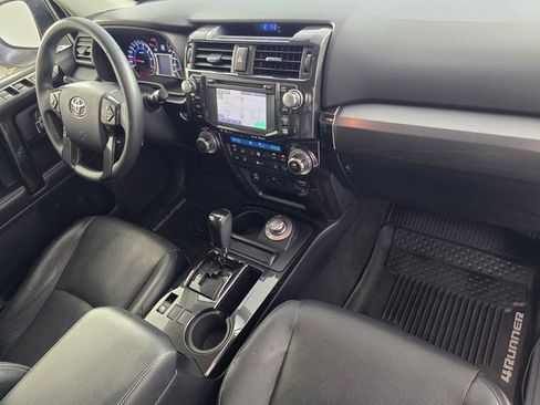 Used 2019 Toyota 4Runner Limited AWD/4WD image 32