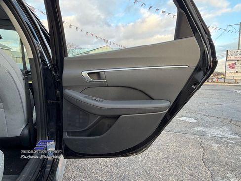 Used 2020 Hyundai Sonata SEL w/ Convenience Package image 19