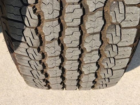 Certified 2015 Jeep Wrangler Unlimited Sahara image 11