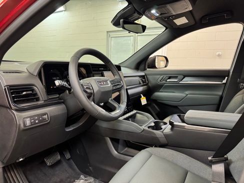 New 2026 GMC Terrain AT4 w/ Technology Package II AWD/4WD image 14