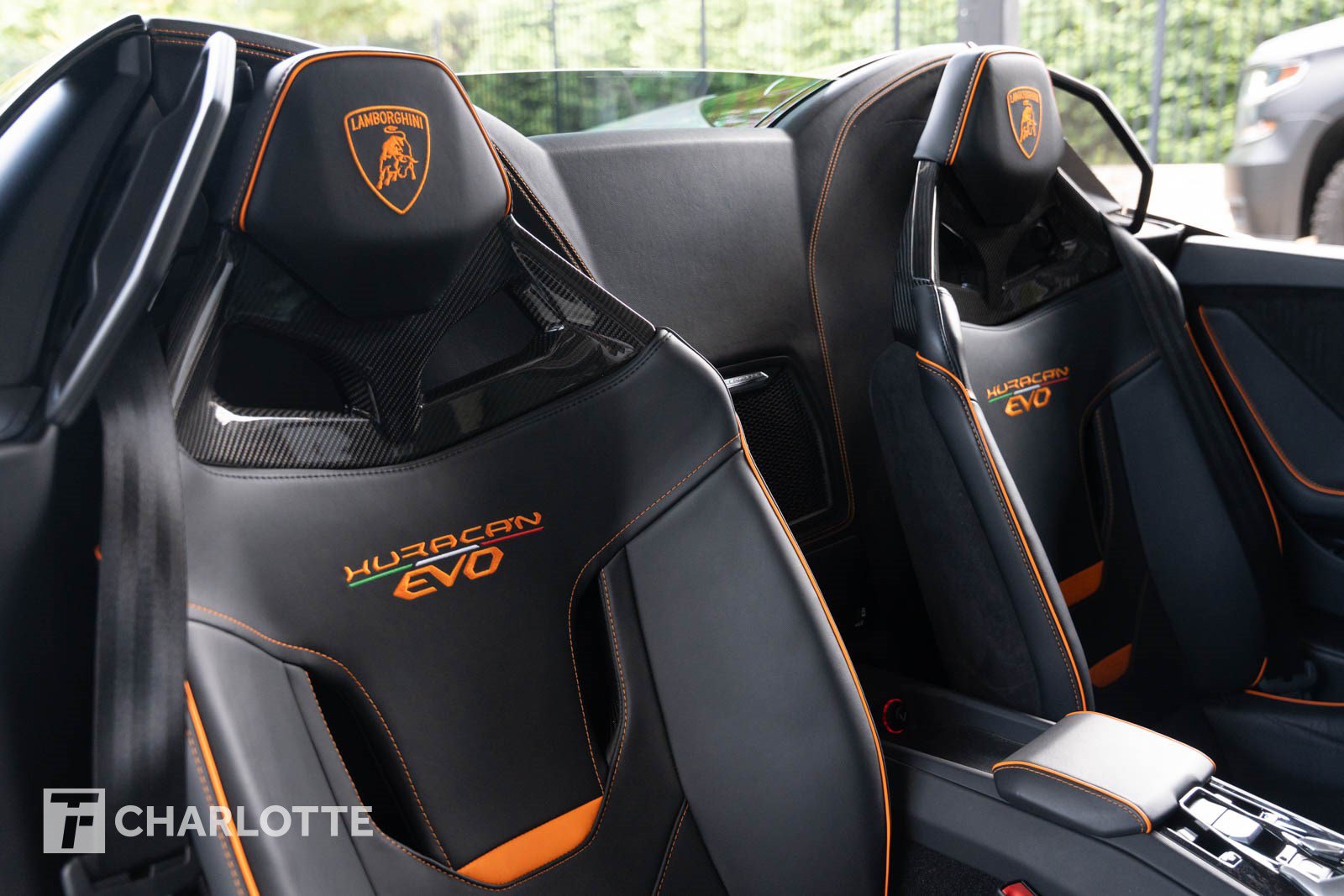 Used 2024 Lamborghini Huracan EVO AWD/4WD image 33