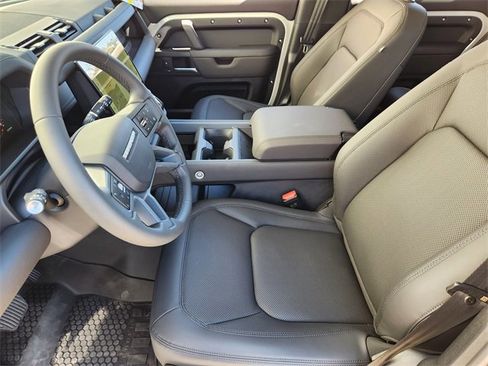 New 2026 Land Rover Defender 110 S image 9