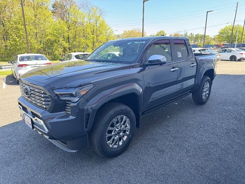 New 2026 Toyota Tacoma Limited AWD/4WD image 2
