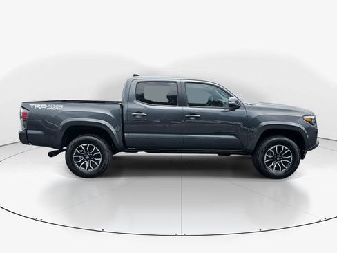 Used 2023 Toyota Tacoma TRD Sport w/ TRD Premium Sport Package AWD/4WD image 2