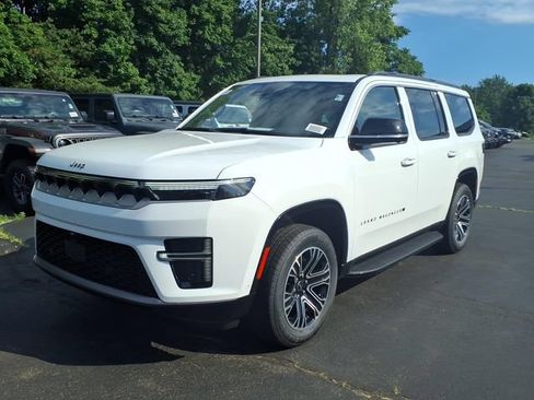 New 2026 Jeep Grand Wagoneer 4WD image 3