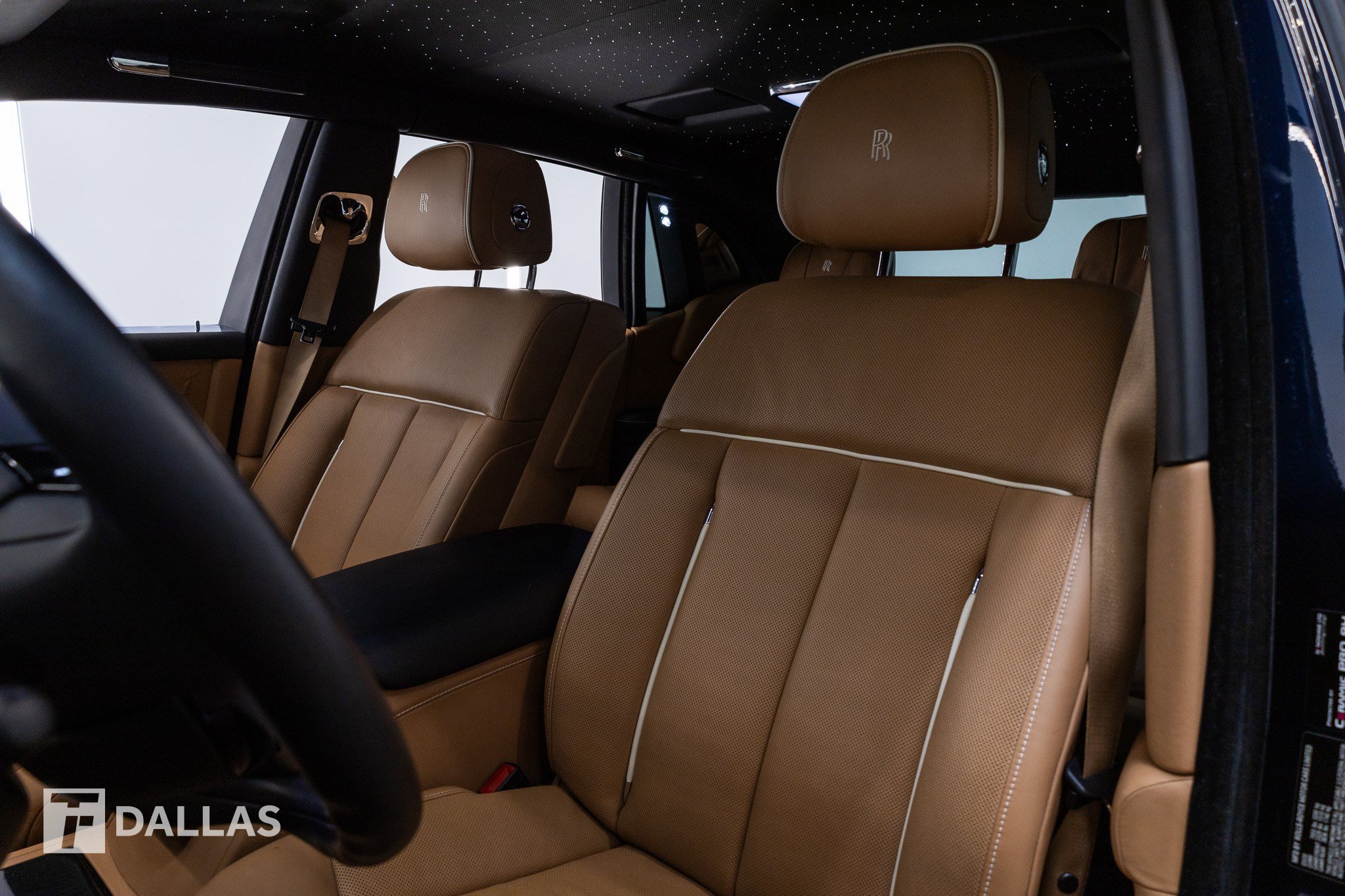 Used 2020 Rolls-Royce Phantom Sedan RWD image 3