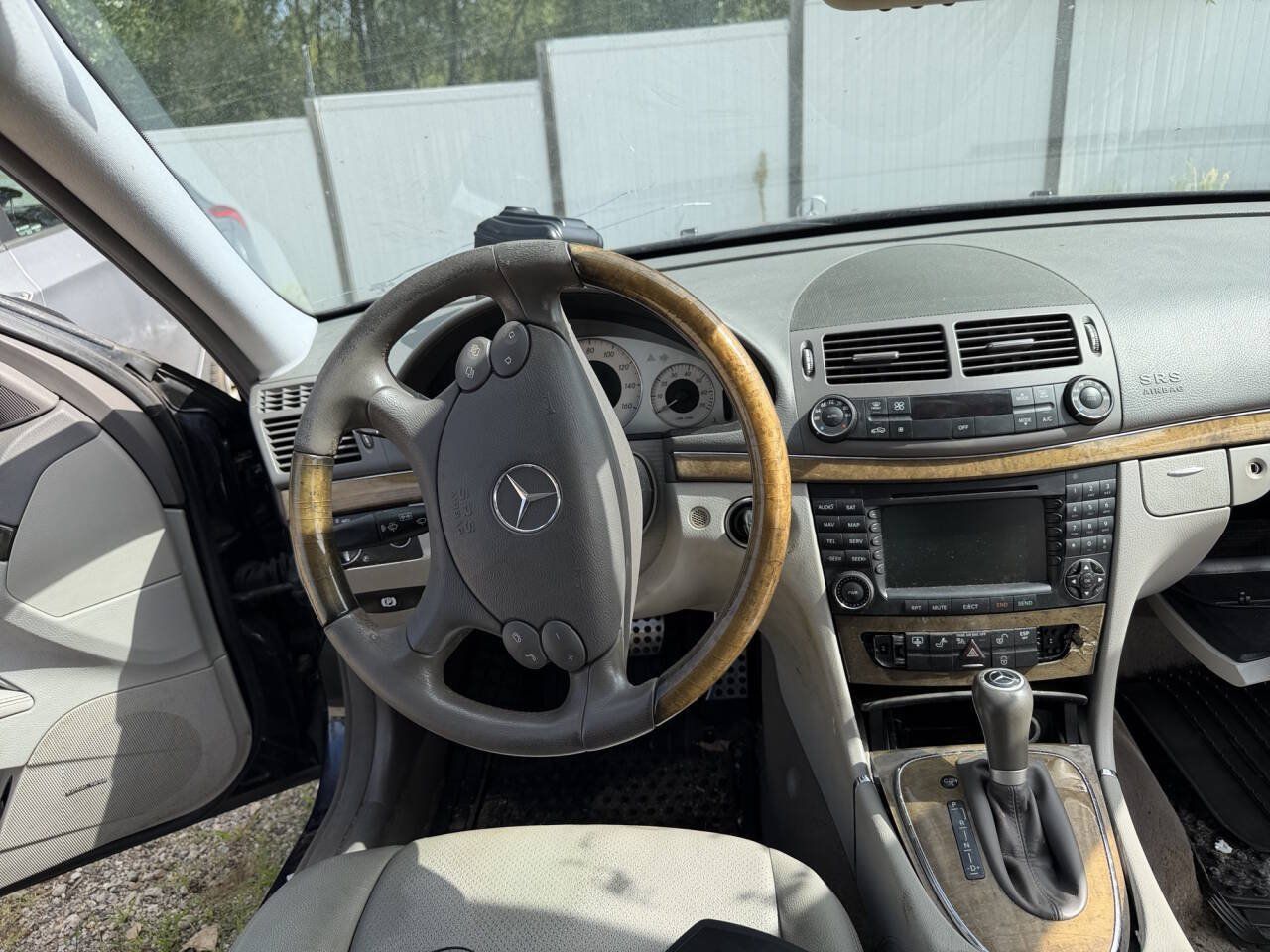 Used 2008 Mercedes-Benz E 350 4MATIC Sedan image 29