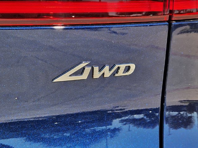 Used 2026 Genesis GV70 2.5T Advanced AWD/4WD image 8