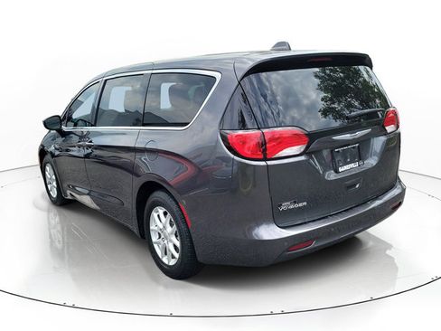 Used 2020 Chrysler Voyager LX w/ Cold Weather Group FWD image 3