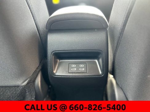 Used 2024 Toyota Corolla LE FWD image 8