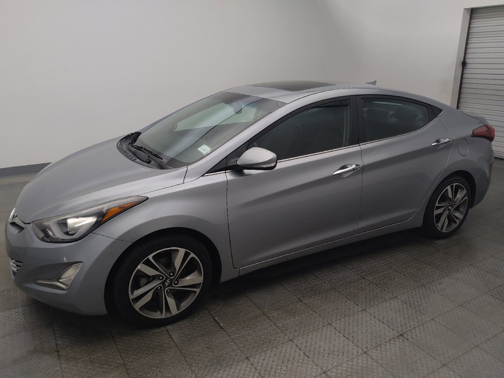 Used 2015 Hyundai Elantra Limited w/ Option Group 05 FWD image 2