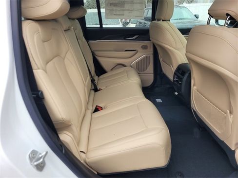 New 2026 Jeep Grand Cherokee Limited w/ Luxury Tech Group II image 15