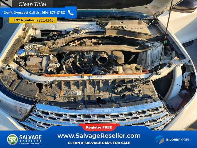 Used 2020 Ford Explorer Limited w/ Hybrid Equipment Group 310A RWD image 16