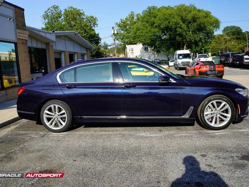 Used 2016 BMW 750i xDrive AWD/4WD image 8
