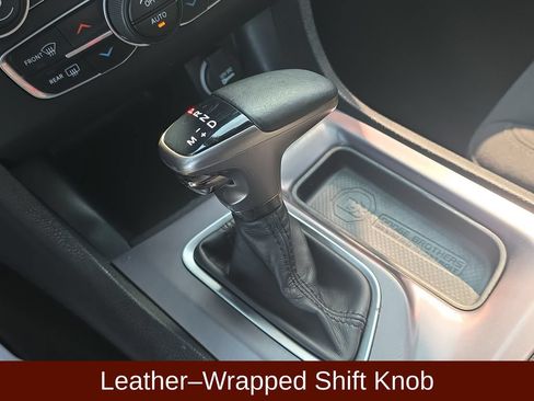 Used 2019 Dodge Charger GT RWD image 9