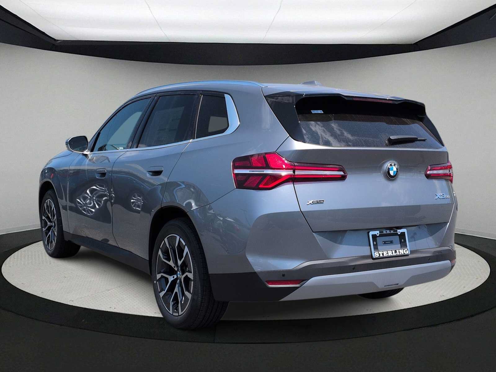 Used 2026 BMW X3 xDrive30i w/ Premium Package AWD/4WD image 6