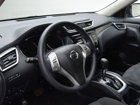 Used 2016 Nissan Rogue S w/ Appearance Package image 10