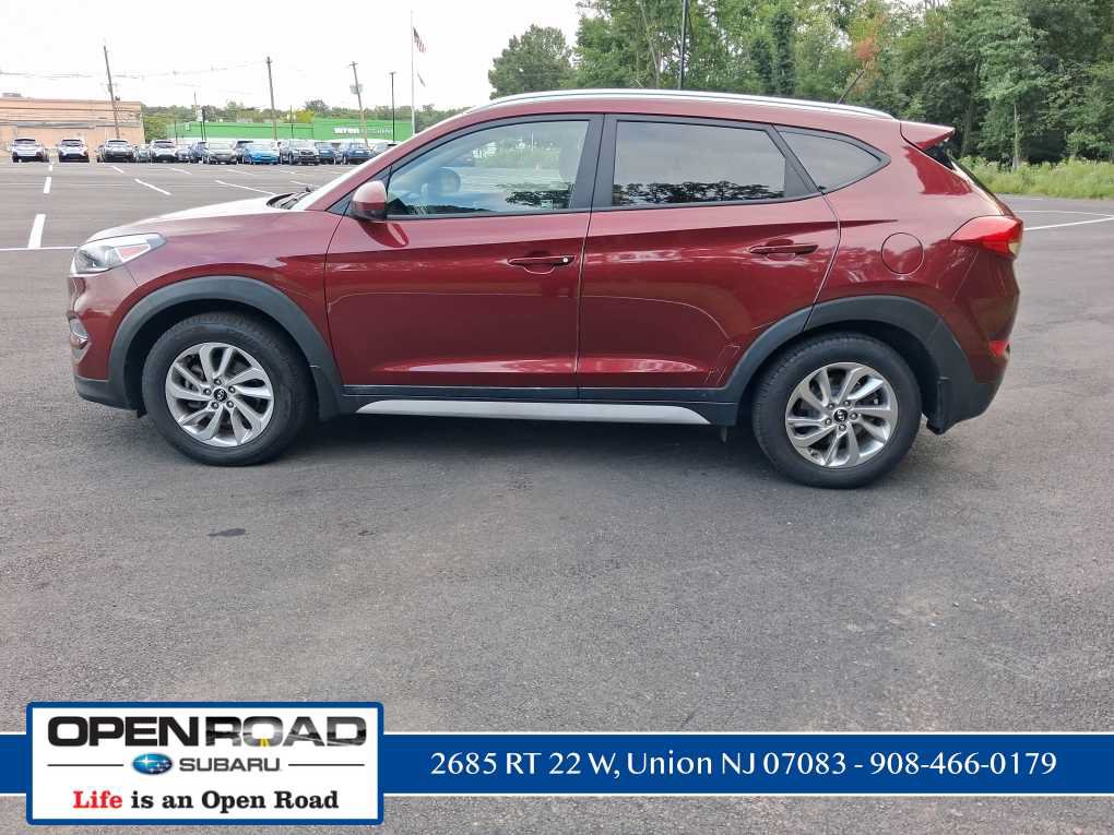 Used 2017 Hyundai Tucson SE w/ SE Popular Package 02 AWD/4WD image 6