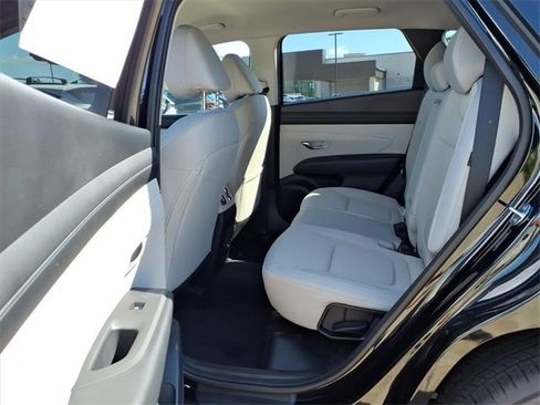 New 2026 Hyundai Tucson SEL image 16