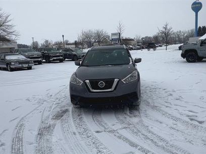 Used 2019 Nissan Kicks SV