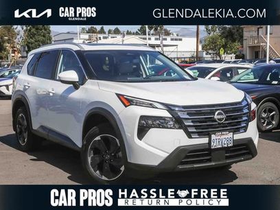 Used 2025 Nissan Rogue SV w/ SV Premium Package