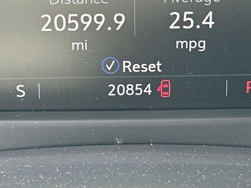 Certified 2022 Cadillac XT4 Premium Luxury w/ Enhanced Visibility Package FWD image 27