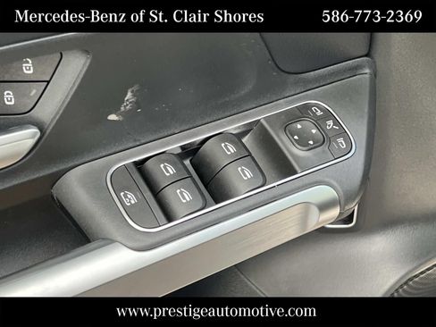 Used 2026 Mercedes-Benz GLB 250 4MATIC image 21