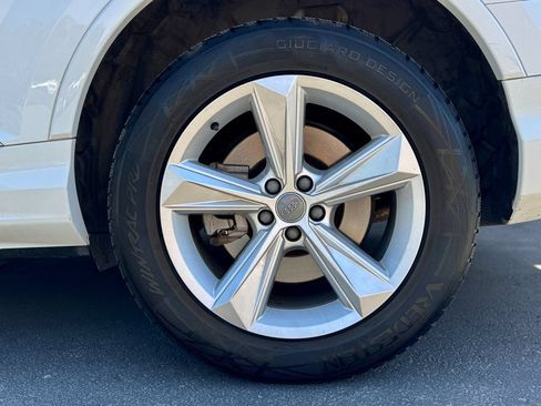 Used 2020 Audi Q7 3.0T Premium w/ Convenience Package AWD/4WD image 12