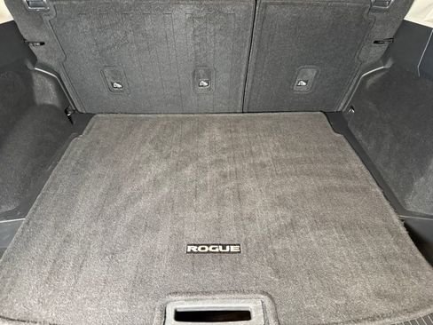 Used 2021 Nissan Rogue SV AWD/4WD image 23