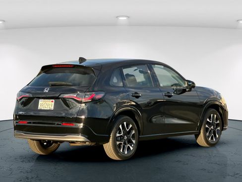 Certified 2026 Honda HR-V EX-L image 6