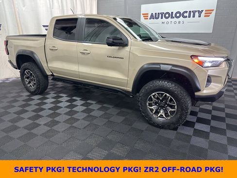 Used 2024 Chevrolet Colorado ZR2 w/ ZR2 Convenience Package III AWD/4WD image 1