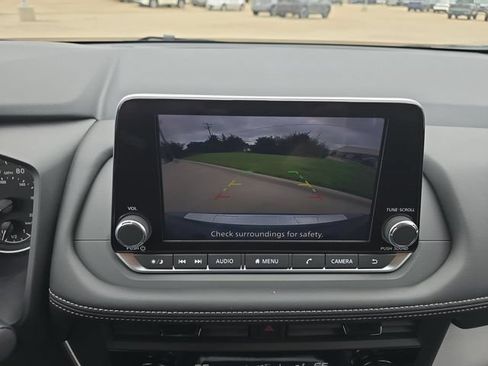 New 2026 Nissan Rogue SV FWD image 9