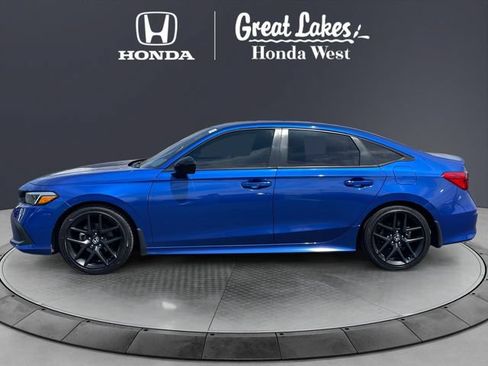 Used 2024 Honda Civic Sport image 2