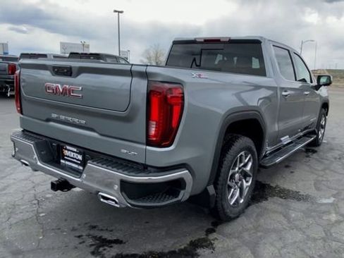 New 2026 GMC Sierra 1500 SLT w/ SLT Premium Plus Package AWD/4WD image 8