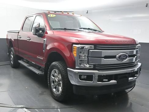 Used 2017 Ford F250 Lariat w/ Lariat Ultimate Package AWD/4WD image 2