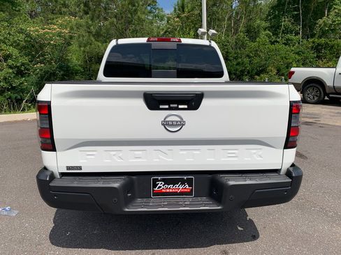 New 2026 Nissan Frontier S RWD image 4
