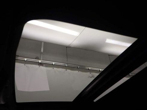 Certified 2019 Ford F150 Lariat image 17