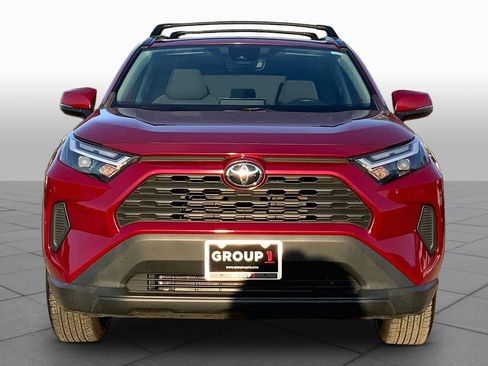 Used 2024 Toyota RAV4 XLE w/ Convenience Package FWD image 4