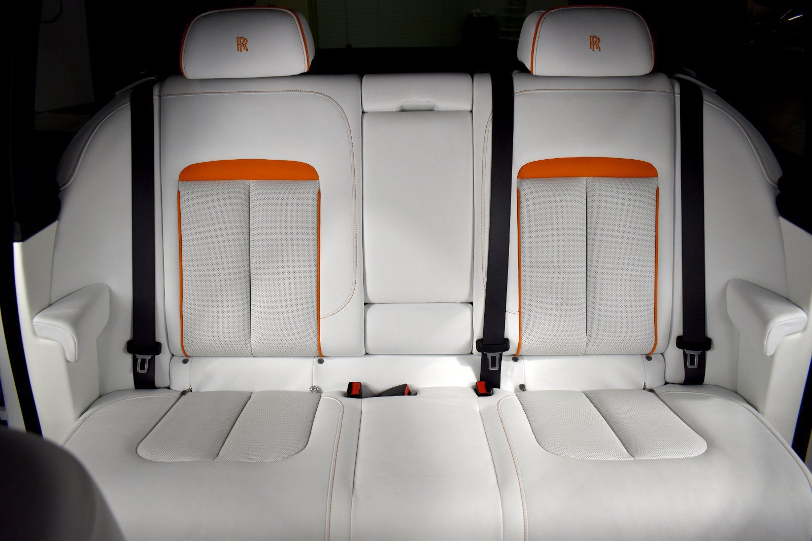 Certified 2023 Rolls-Royce Cullinan AWD/4WD image 37